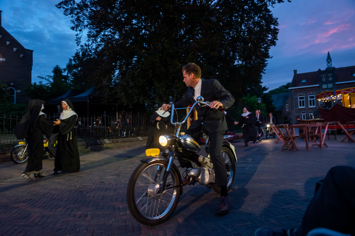 Dorpsgeheimen 100 jaar