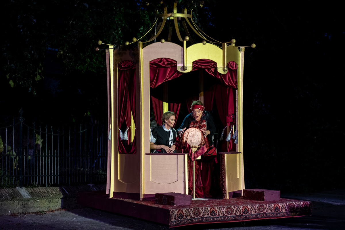 Dorpsgeheimen 100 jaar