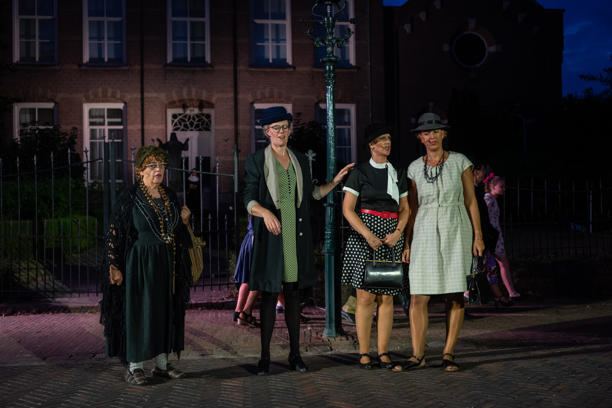 Dorpsgeheimen 100 jaar