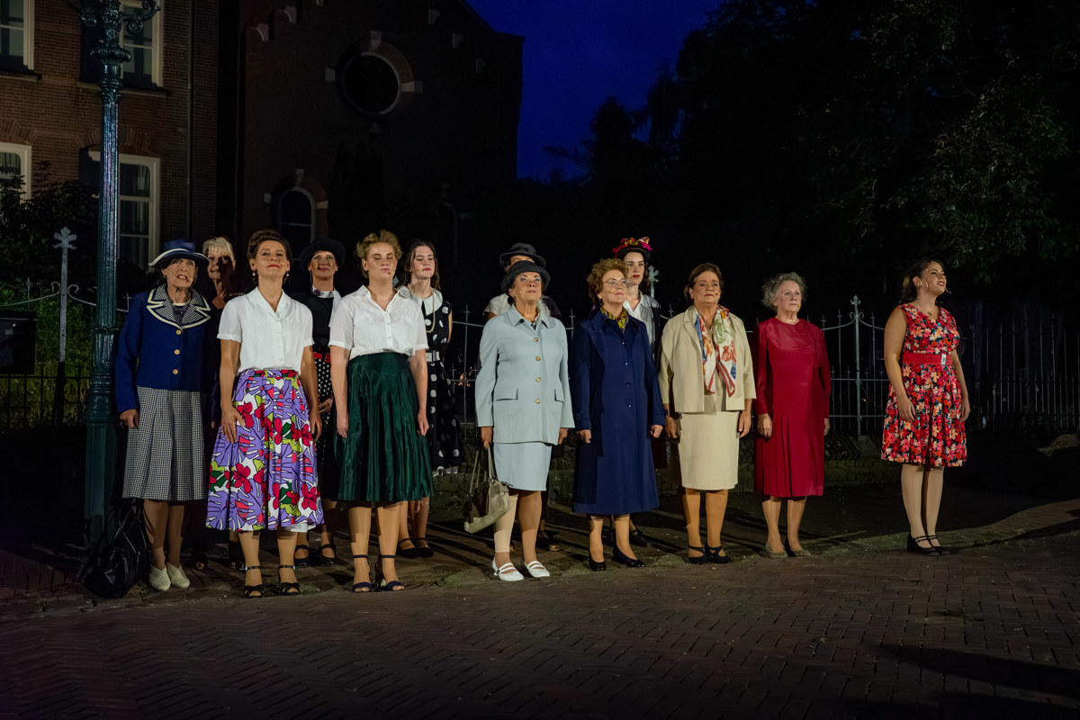 Dorpsgeheimen 100 jaar