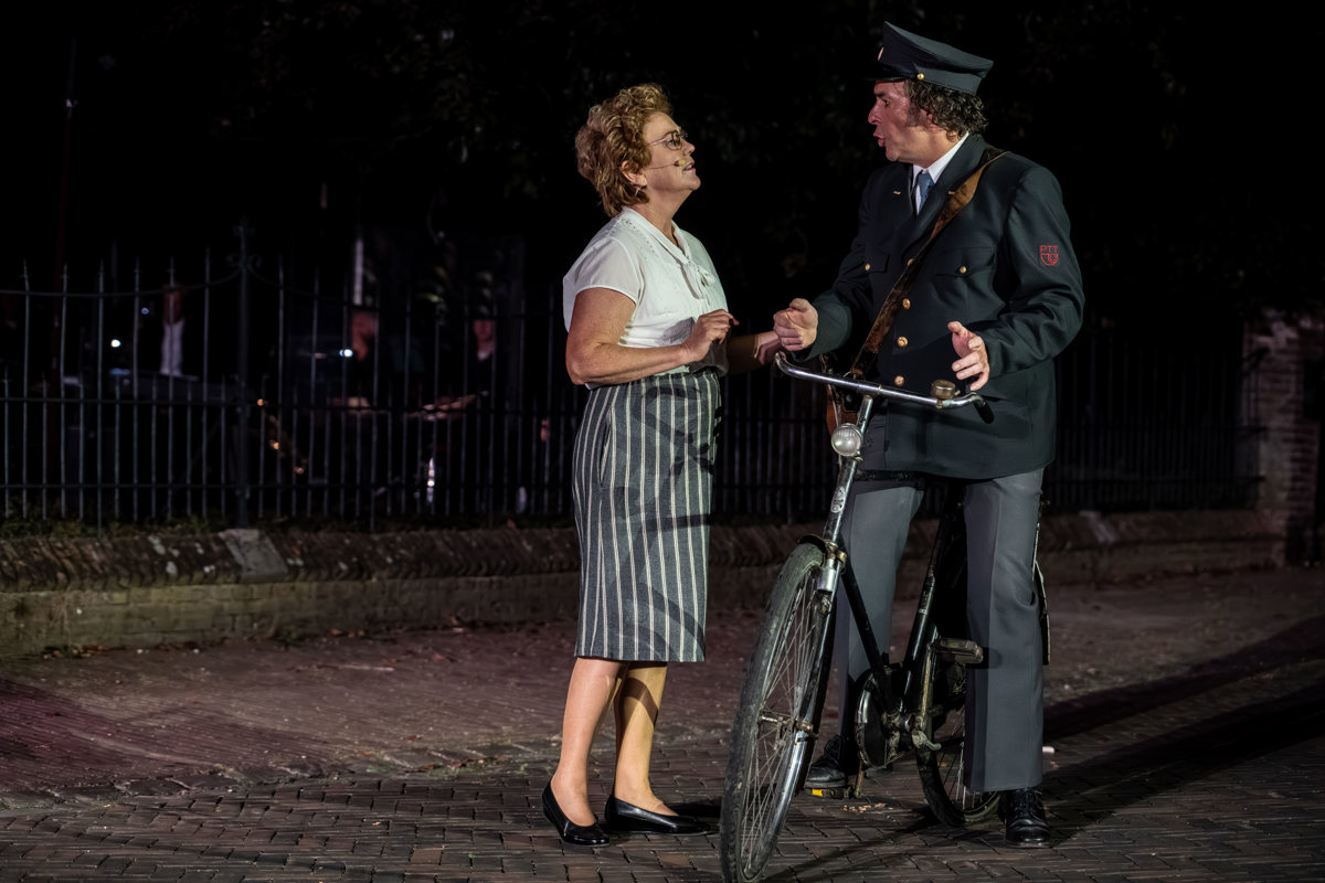 Dorpsgeheimen 100 jaar