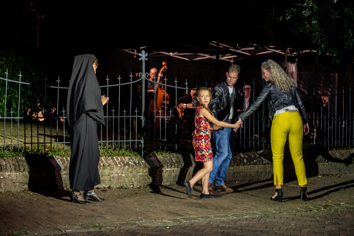 Dorpsgeheimen 100 jaar