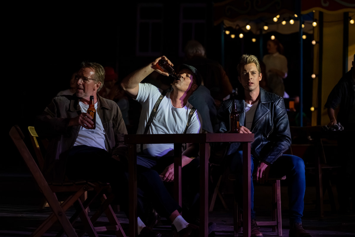 Dorpsgeheimen 100 jaar