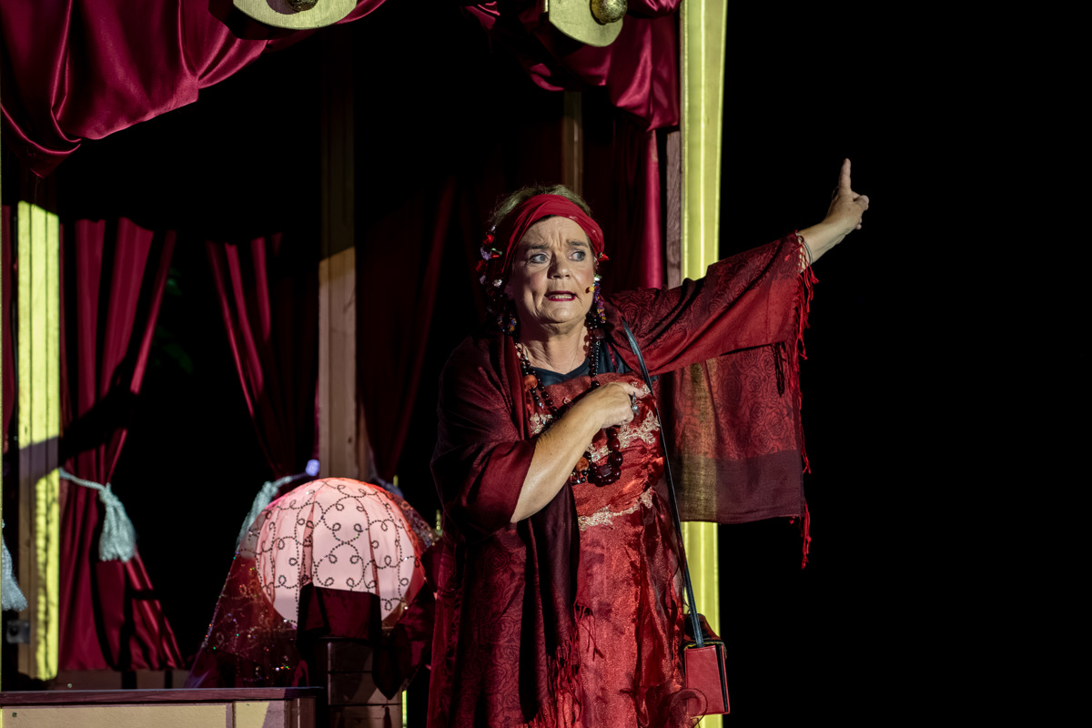 Dorpsgeheimen 100 jaar