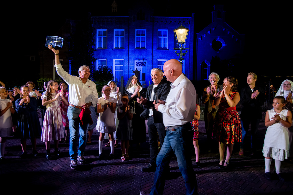 Dorpsgeheimen 100 jaar